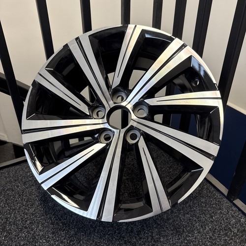 Toyota corolla alloy wheel - 17",