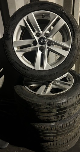2019 2025 toyota corolla alloy - corolla,
