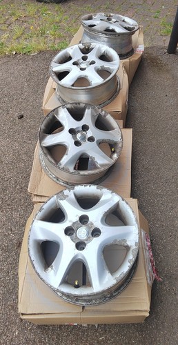 Alloy wheel toyota corolla - alloy,